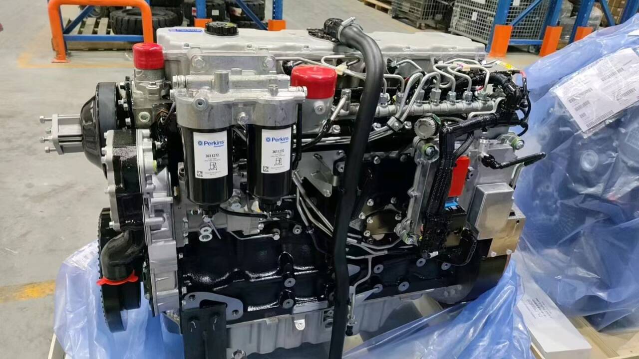 आता स्टॉकमध्ये: पर्किन्स C7.1 129KW इंजिन