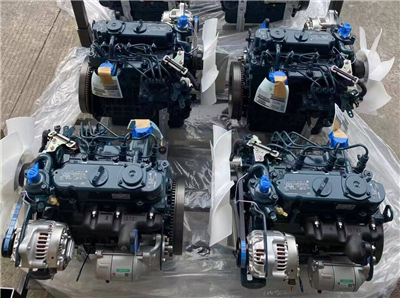 आमच्याकडे कुबोटा D902 इंजिने स्टॉकमध्ये आहेत - 2300, 3200, आणि 3600 RPM